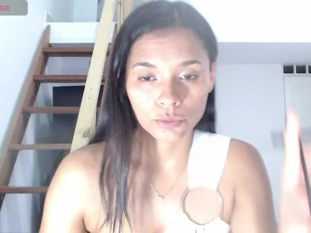 Live sex webcam photo for Kendra-018 #291513609