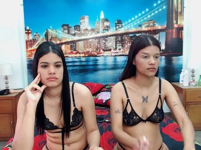 Live sex webcam photo for KendraAndMishel #290353998