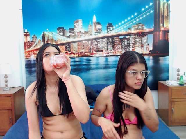 Live sex webcam photo for KendraAndMishel #290400868