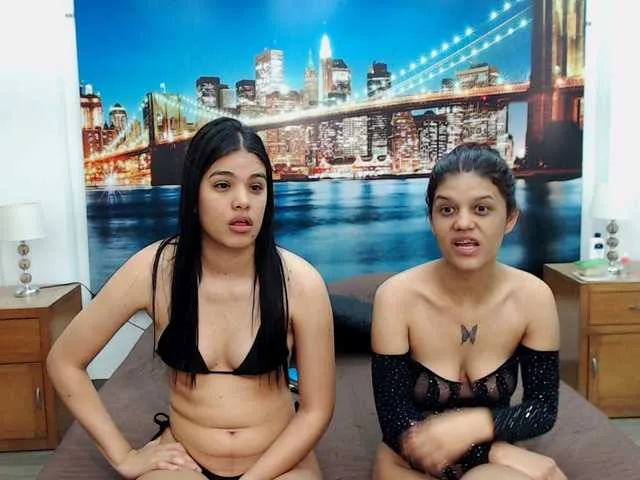 Live sex webcam photo for KendraAndMishel #290466116