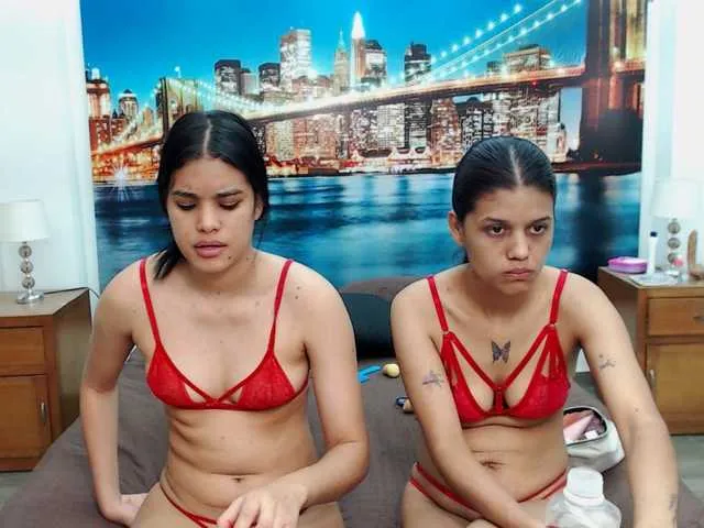 Live sex webcam photo for KendraAndMishel #290480566