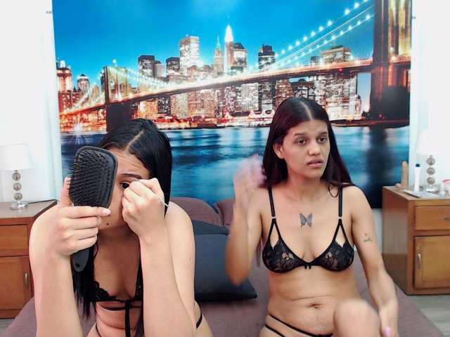 Live sex webcam photo for KendraAndMishel #290494816