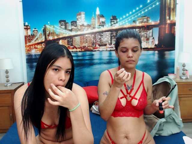 Live sex webcam photo for KendraAndMishel #290535071