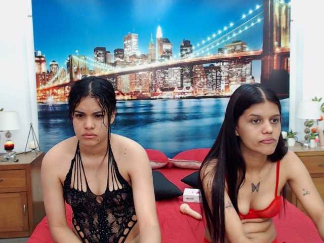 Live sex webcam photo for KendraAndMishel #290750569