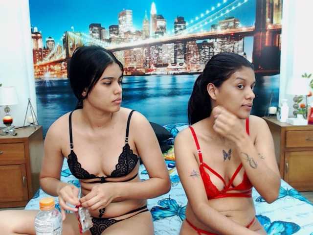 Live sex webcam photo for KendraAndMishel #290828053