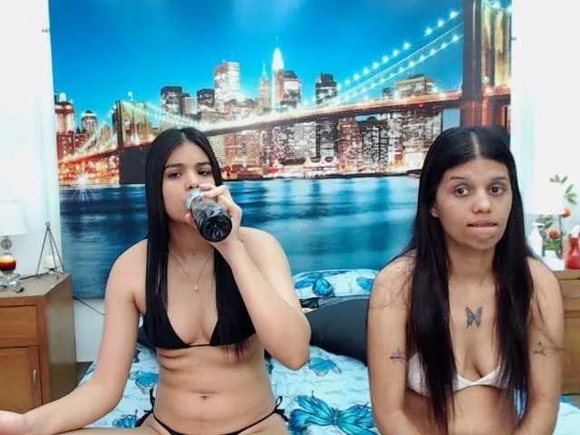 Live sex webcam photo for KendraAndMishel #290840143