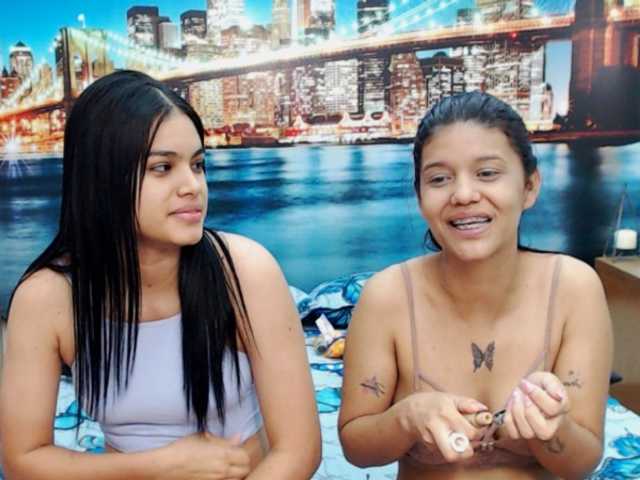 Live sex webcam photo for KendraAndMishel #290861756