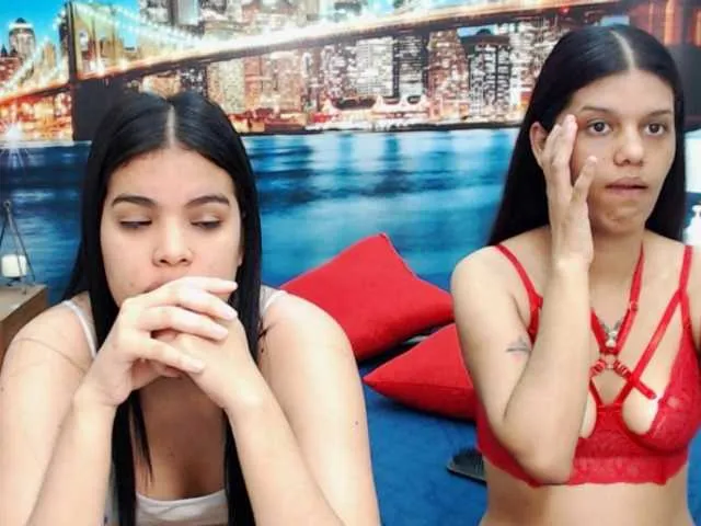 Live sex webcam photo for KendraAndMishel #290889057