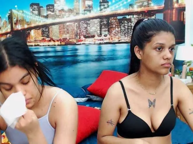 Live sex webcam photo for KendraAndMishel #290944277