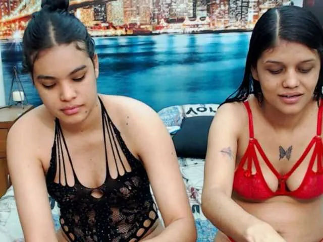 Live sex webcam photo for KendraAndMishel #291070407