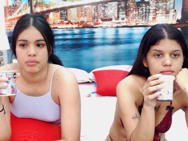 Live sex webcam photo for KendraAndMishel #291300120