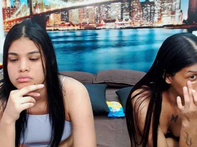 Live sex webcam photo for KendraAndMishel #291513960