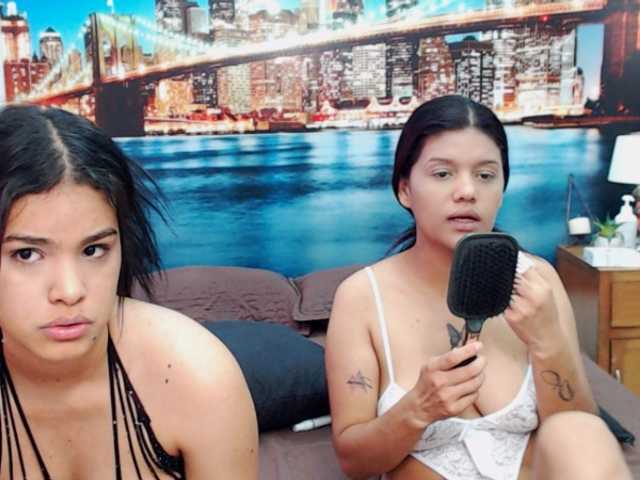 Live sex webcam photo for KendraAndMishel #291528261