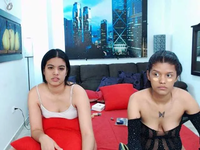 Live sex webcam photo for KendraAndMishel #291831159