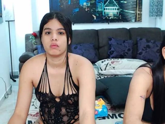 Live sex webcam photo for KendraAndMishel #292388606