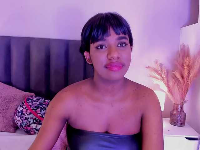 Live sex webcam photo for KendraChavezz1 #292298185
