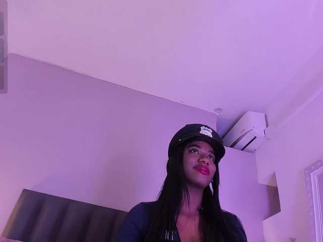 Live sex webcam photo for KendraChavezz1 #292338056