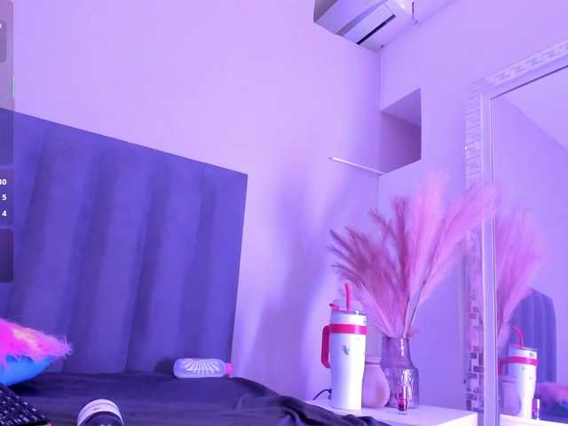 Live sex webcam photo for KendraChavezz1 #292400003