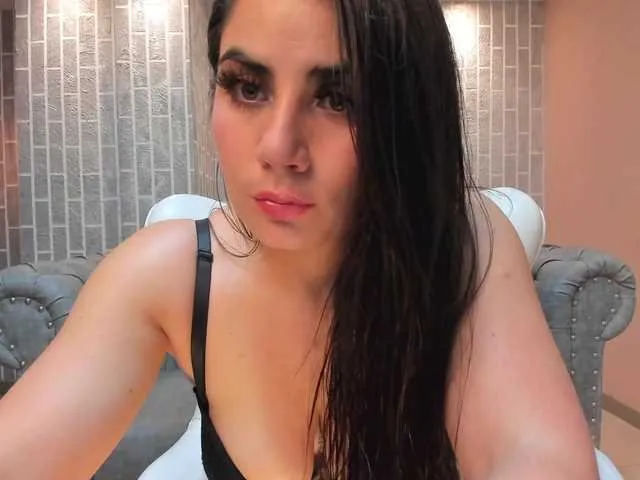Live sex webcam photo for KendraClark #273717373