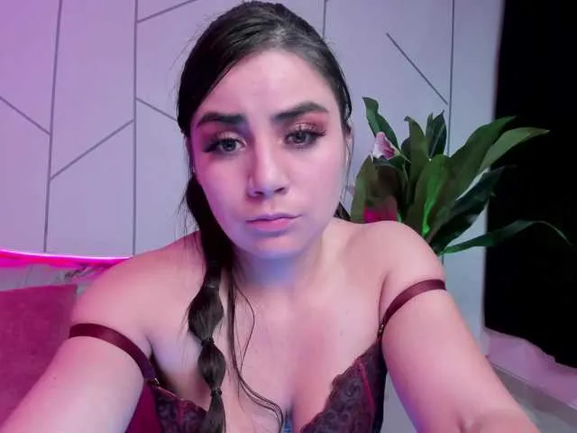 Live sex webcam photo for KendraClark #273780554