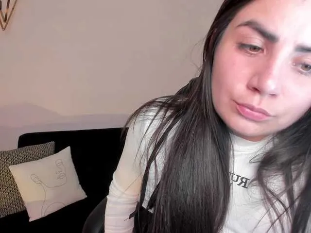 Live sex webcam photo for KendraClark #276520484