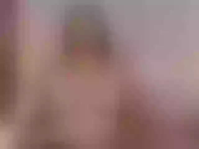 Live sex webcam photo for KendraCurvy #277563404