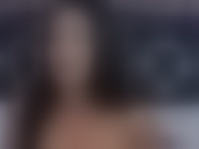 Live sex webcam photo for KendraaMax #294110617