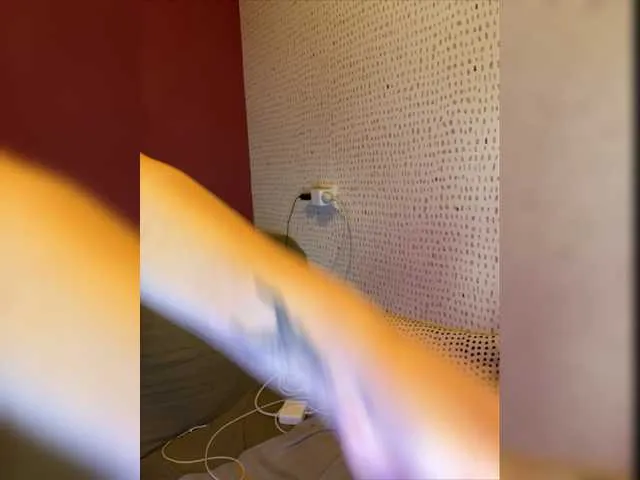 Live sex webcam photo for Kendrali #276541621