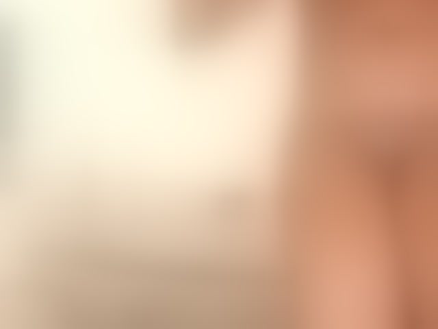 Live sex webcam photo for Kenia-Storm #293050711