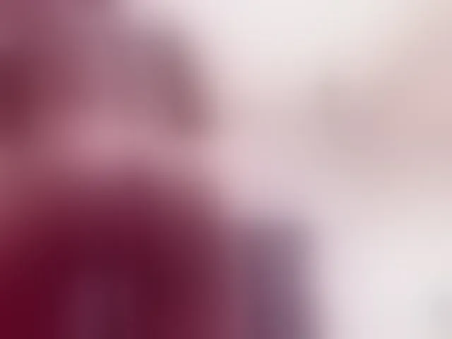 Live sex webcam photo for KenndraRose #293747083