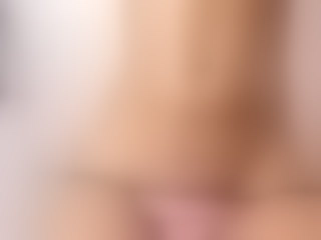 Live sex webcam photo for KenndraRose #294086412
