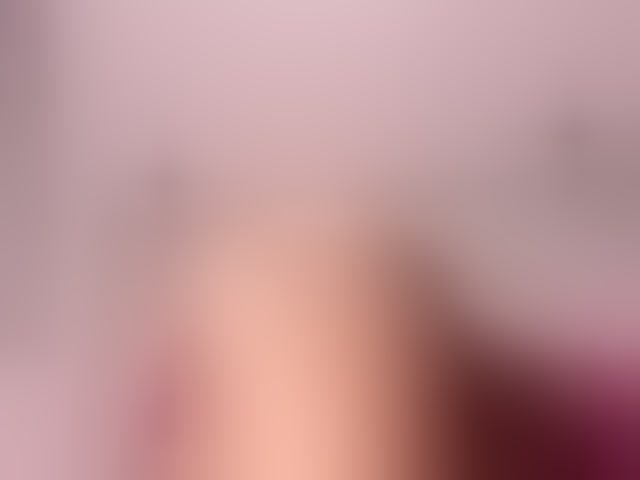 Live sex webcam photo for KenndraRose #294087257