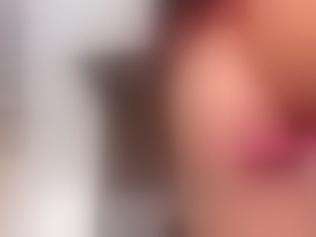 Live sex webcam photo for KenndraRose #294106159
