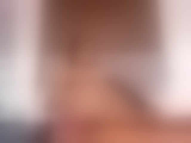Live sex webcam photo for KenndraRose #294174400