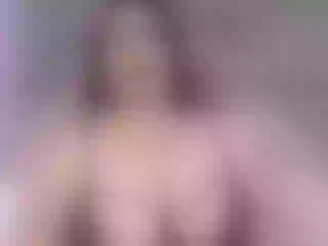 Live sex webcam photo for Kenndraa1 #273246772