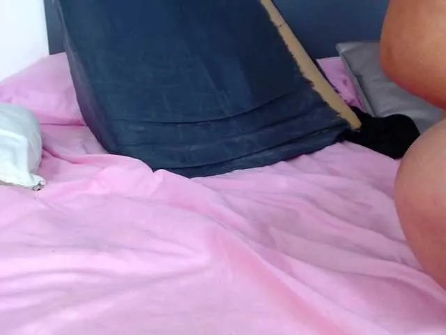 Live sex webcam photo for KennedyCoper #274642369