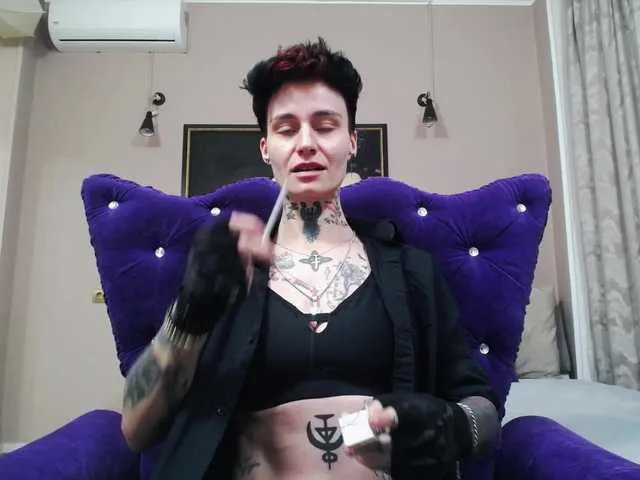 Live sex webcam photo for KennysXX #293669105