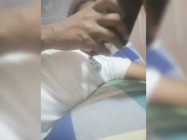 Live sex webcam photo for Kentia1 #276453720