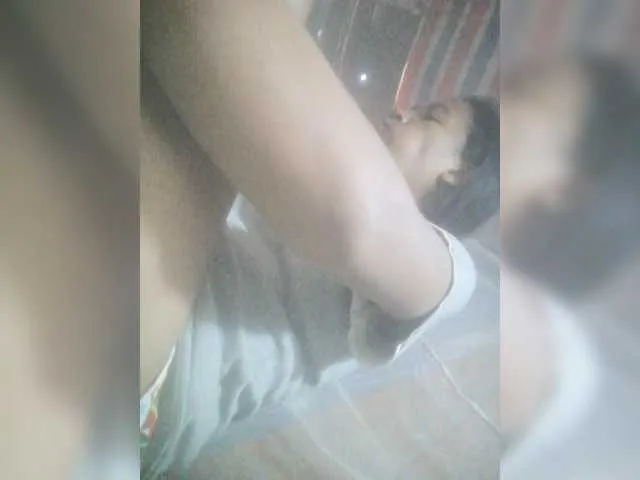 Live sex webcam photo for Kentia1 #276458895