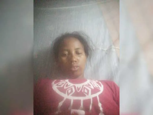 Live sex webcam photo for Kentia1 #276483674