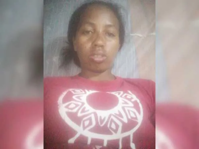 Live sex webcam photo for Kentia1 #276490875