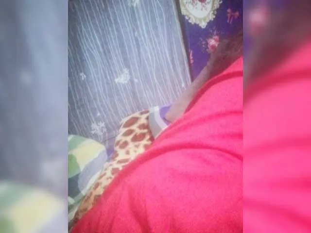 Live sex webcam photo for Kentia1 #276716806