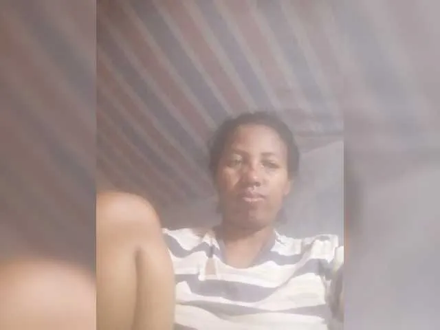 Live sex webcam photo for Kentia1 #276726274