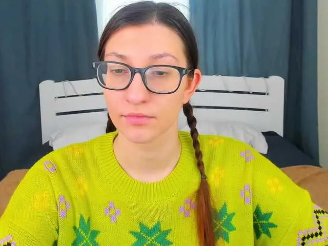 Live sex webcam photo for KenzieMurray #290273201