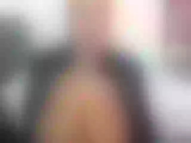 Live sex webcam photo for KenzyStone #277822853