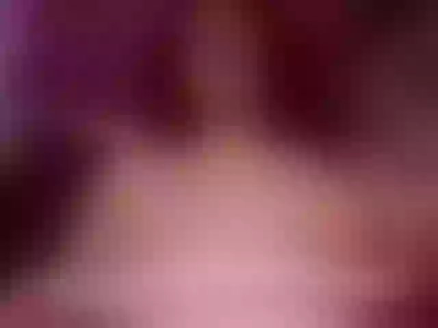 Live sex webcam photo for KerryDi #278228514