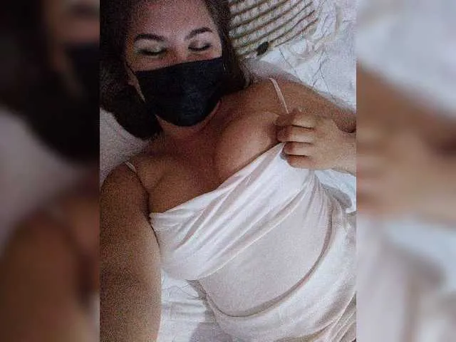 Live sex webcam photo for Keshka20 #274214530