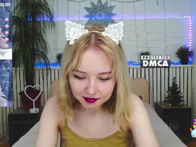 Live sex webcam photo for KessyCute #271827615