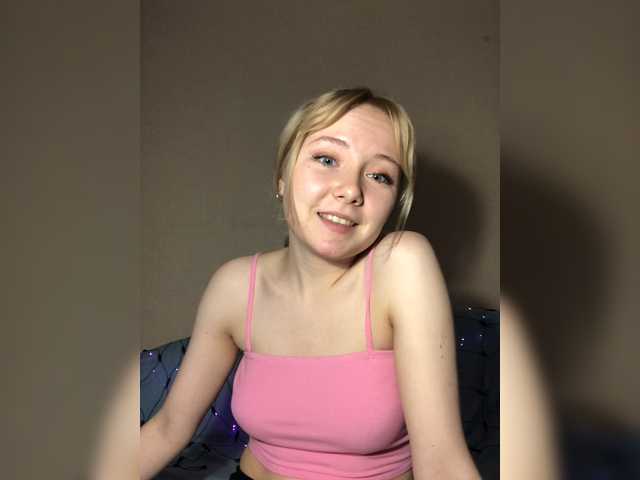 Live sex webcam photo for KessyCute #272084688