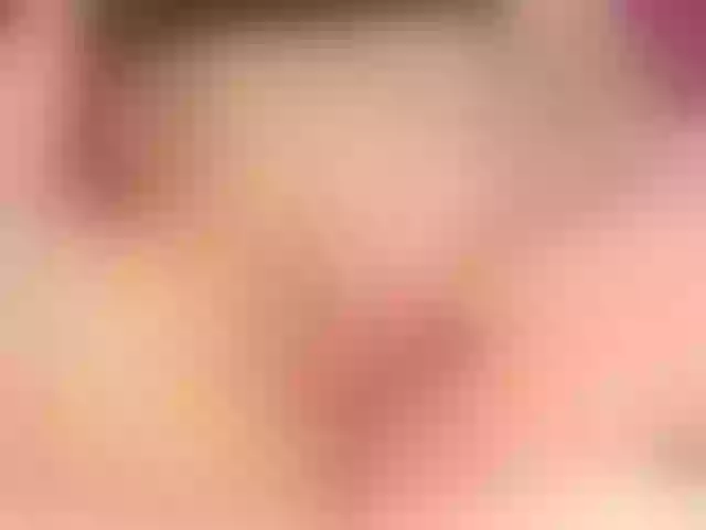 Live sex webcam photo for KessyJoo #277249899